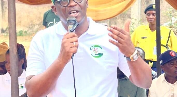 Back to School: Azeez Oladapo Yusuf Empowers Pupils with Educative Materials