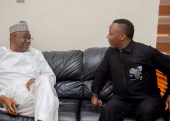 SOWORE PAYS CONGRATULATORY VISIT TO HASHIM AFTER COURT VICTORY